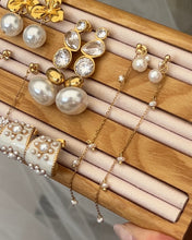 Load image into Gallery viewer, Annie Earrings