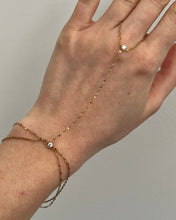 Load image into Gallery viewer, Odette Hand Chain
