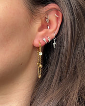 Load image into Gallery viewer, Raindrop Earrings
