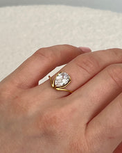 Load image into Gallery viewer, Dewdrop Ring
