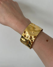 Load image into Gallery viewer, Verity Bangle Gold or Silver
