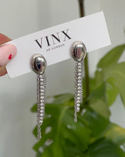 Load image into Gallery viewer, Poppy Earrings
