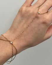 Load image into Gallery viewer, Odette Hand Chain
