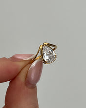 Load image into Gallery viewer, Dewdrop Ring
