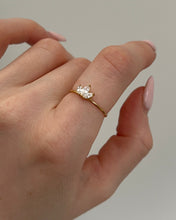 Load image into Gallery viewer, Tulip Ring
