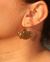 Load image into Gallery viewer, VINX x GLOWTBYCHLOE Siyam Earrings
