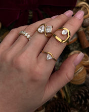 Load image into Gallery viewer, Faith Ring Gold
