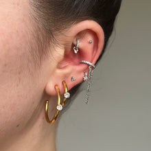 Load image into Gallery viewer, Double Chain Ear Cuff
